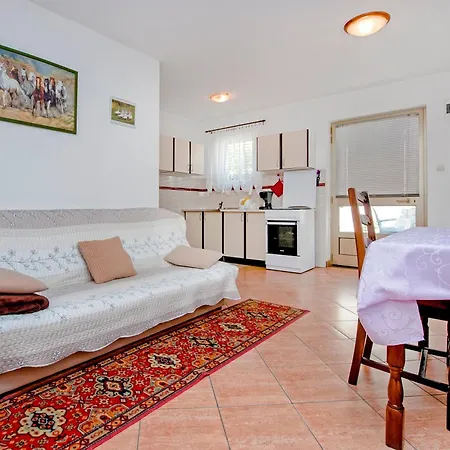 Dubravka アパート