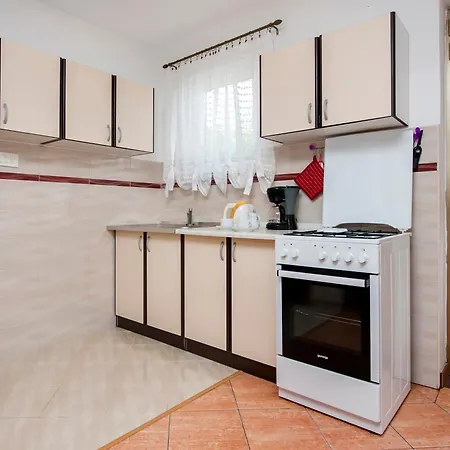 Dubravka アパート