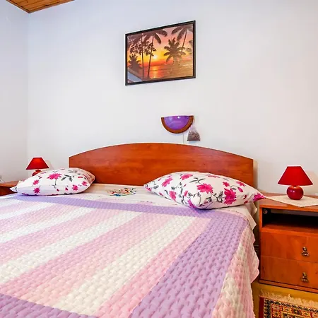 Dubravka アパート