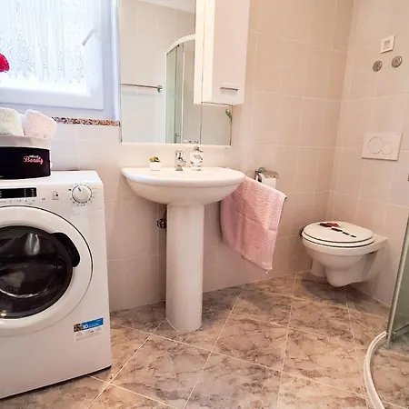 アパート Dubravka